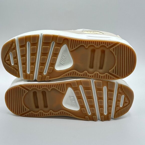 Nike Air Max 90 LV8 Sportswear Shoe FD4328-100 Women Sz 10/Mens Size 8.5 NEW - Picture 6 of 12